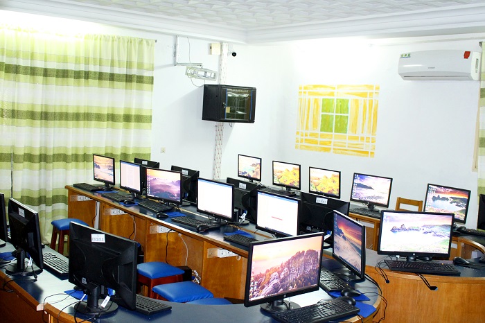 Salle d'informatique